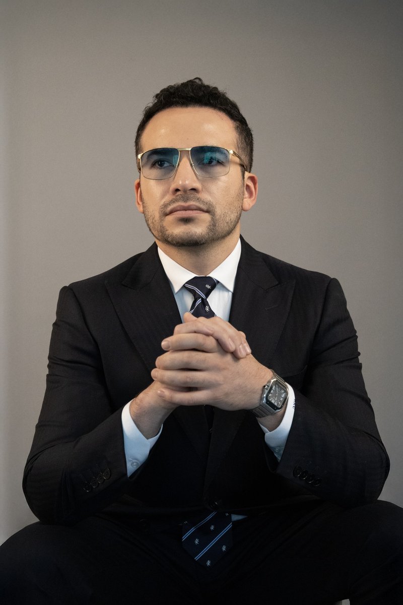 Dr. Rodrigo Ávila Cervantes, neurocirujano de columna.